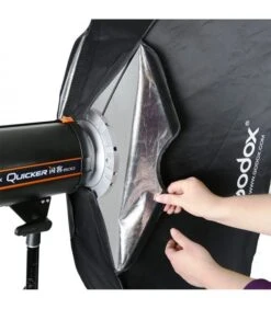GODOX REJILLA CON MONTURA BOWENS 40X180CMS. SB-FW 40180