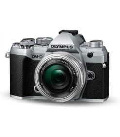 OLYMPUS E-M5 MARK III + 14-42MM EZ PLATA