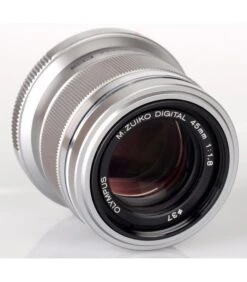 OLYMPUS M ZUIKO 45MM F1.8 DIGITAL PLATA -Duke Fotografia olympus m zuiko 45mm f18 digital plata olympus 4
