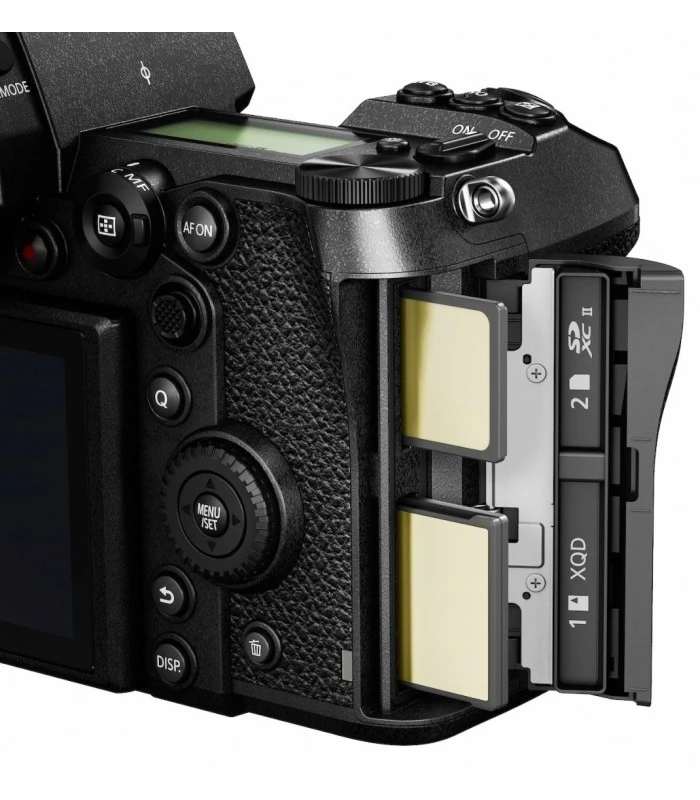 PANASONIC LUMIX DC-S1R + 24-105MM F/4 6 PANASONIC LUMIX DC-S1R + 24-105MM F/4 - Imagen 4