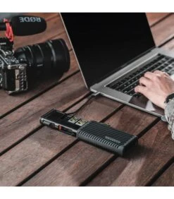 PGYTECH CARD READER CASE BL.TYPE A/SD P-GM-164 7 PGYTECH CARD READER CASE BL.TYPE A/SD P-GM-164 -Duke Fotografia pgytech card reader case bltype a sd p gm 164 pgytech 1